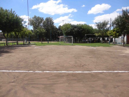 DIMENSIONES DE NUESTRA CANCHA Y DE LAS AREAS